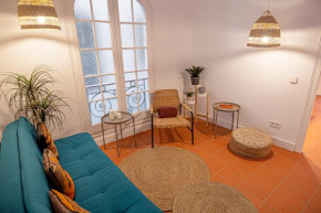  Key Vintage Poble Sec Apartment  Барселона